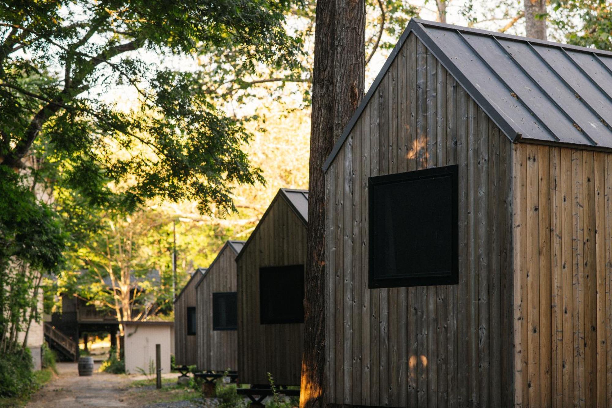 Johnson'S Beach Cabins And Campground เกอร์นวิลล์ ภายนอก รูปภาพ